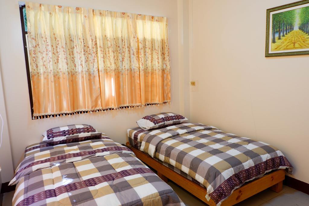 Ban Yenjid Hotel Пра Након Си Аютая Екстериор снимка